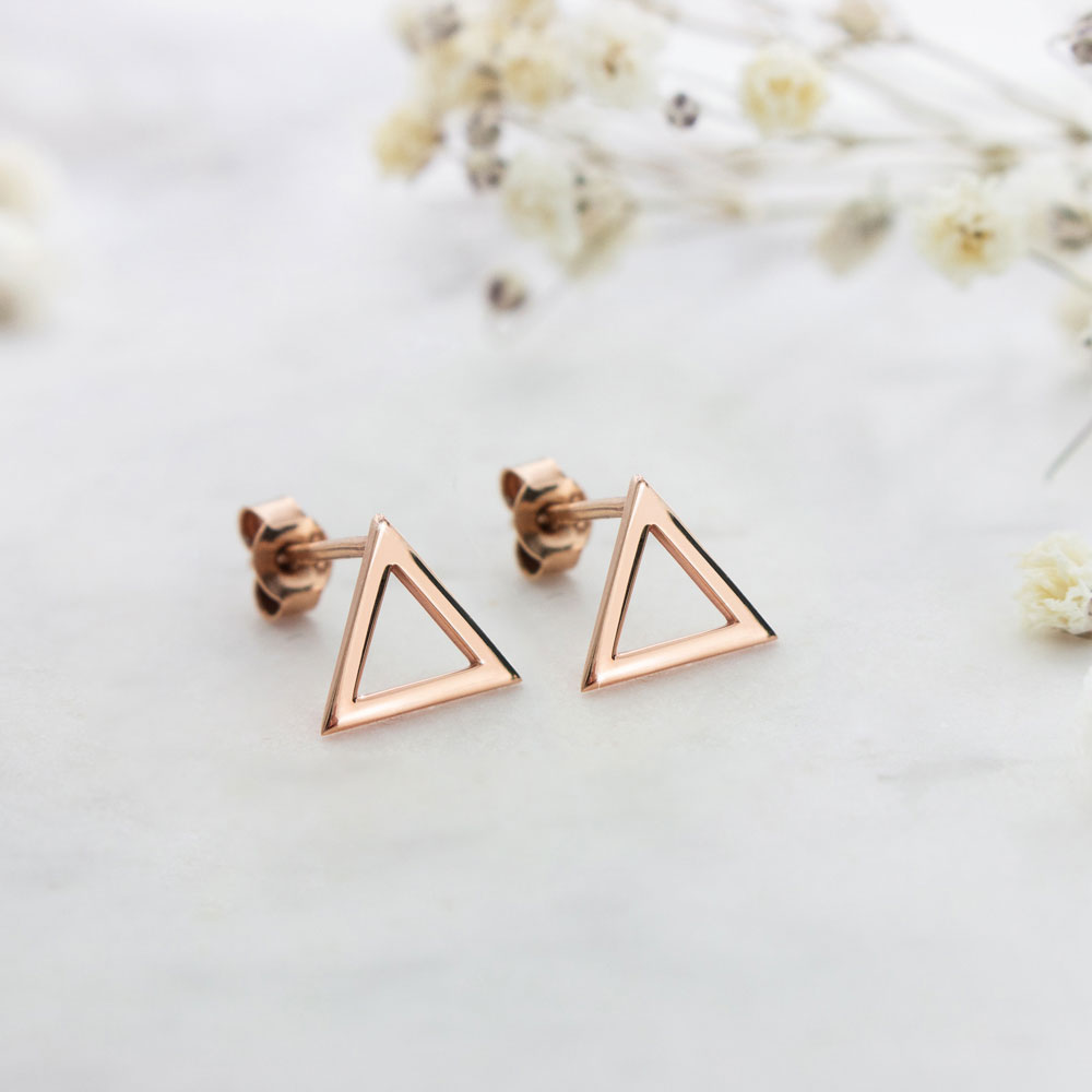 Dainty Triangle Stud Earrings made of Rose Gold