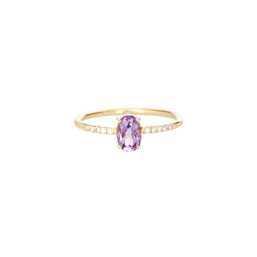 oval amethyst ring with white diamonds in yellow gold