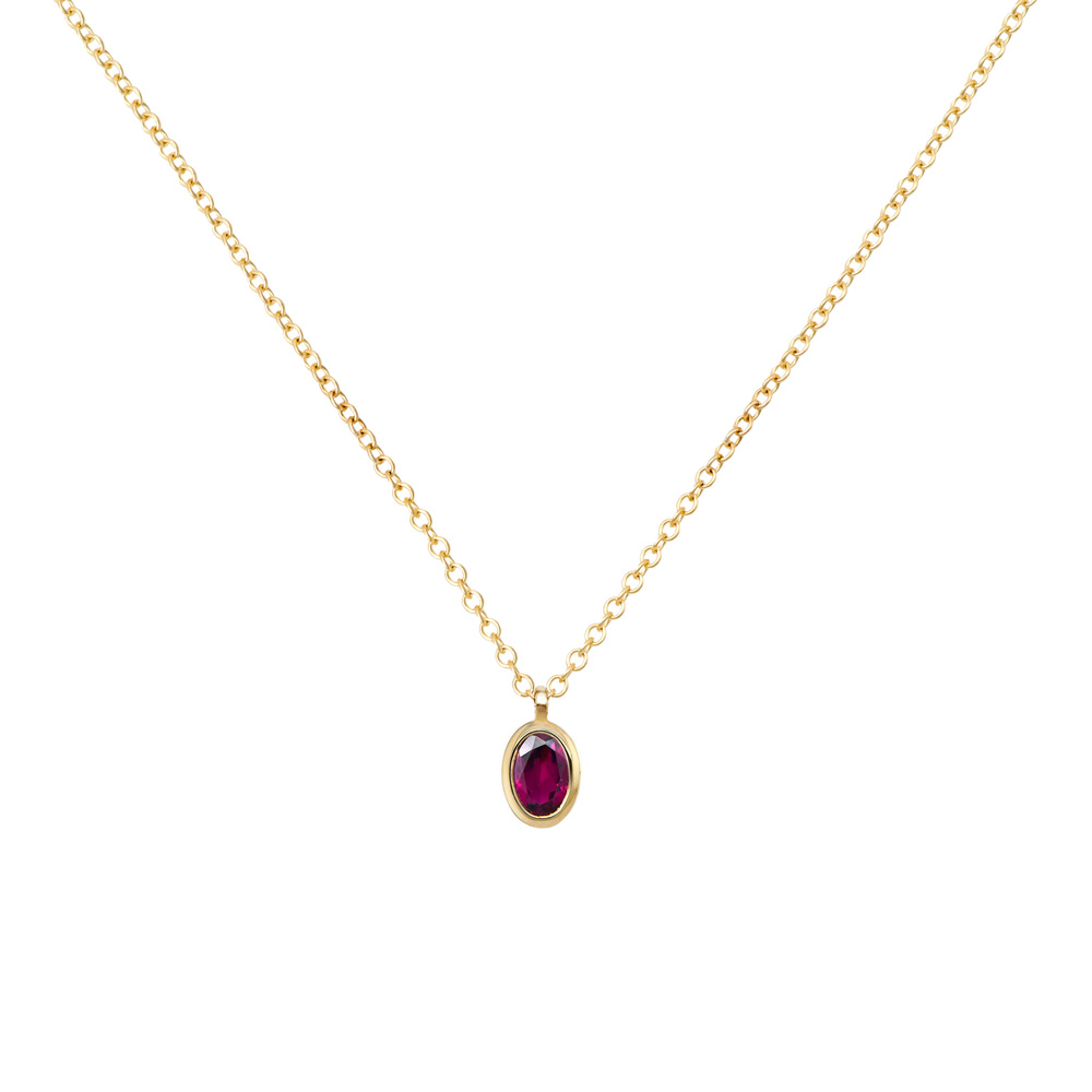 Oval Rhodolite Pendant in yellow Gold